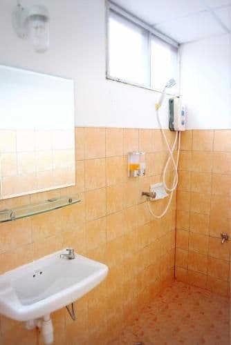 Twin Room with Bathroom