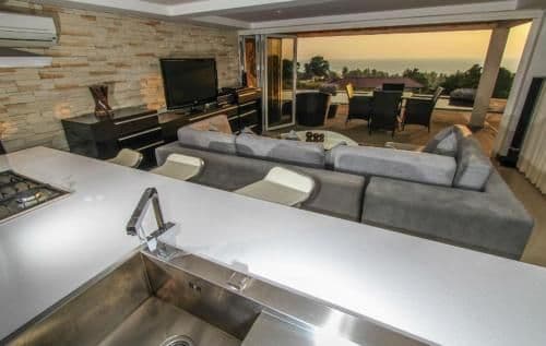 Apartment with Sea View