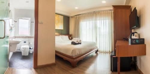 Deluxe Double Room with Balcony