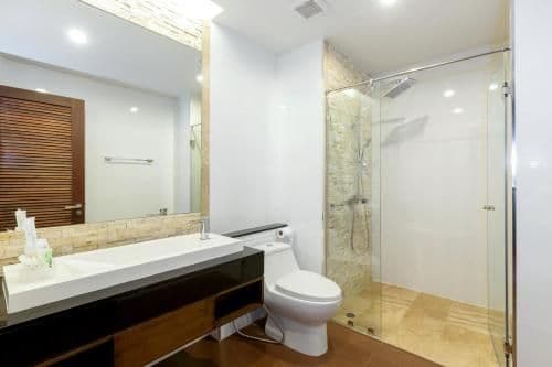 Two-Bedroom with Spa Bath