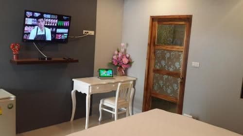 Deluxe Double Room with Shower