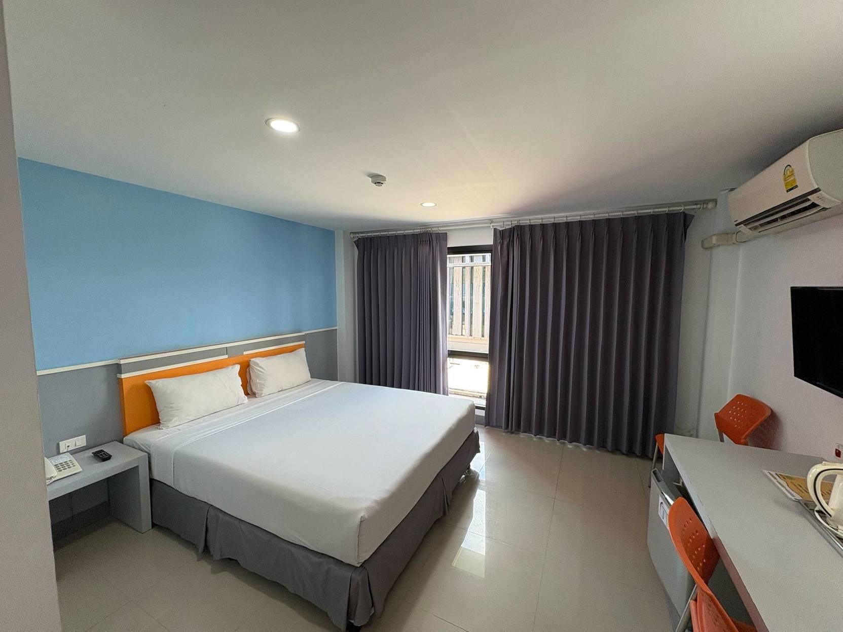 ซากุระ บัดเจ็ต โฮเต็ล (Sakura Budget Hotel)1
