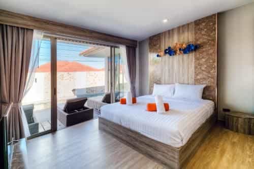 Stylish brand new 3 bed pool villa nearby Bangtao beach Stylish brand new 3 bed pool villa nearby Bangtao beach