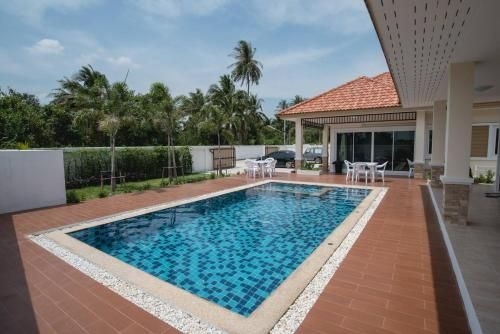 The Legacy Huahin Pool Villa2