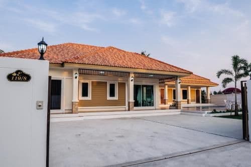 Deluxe Villa