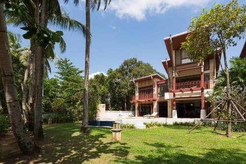 Villa - Beach Front