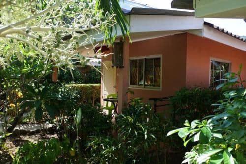 Bungalow with Garden View