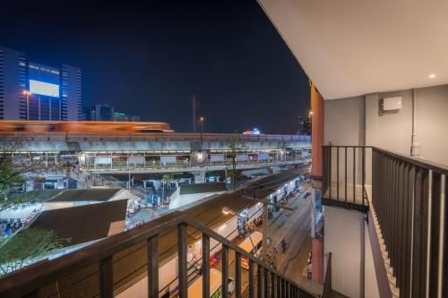 โรงแรมเยลโล รูม อนุสาวรีย์ชัยสมรภูมิ (Yello Rooms Hotel Victory Monument)4