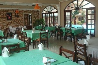 Oasis Beach Resort2