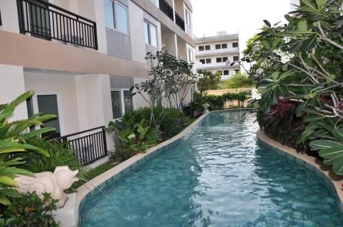 Park Lane apartment2