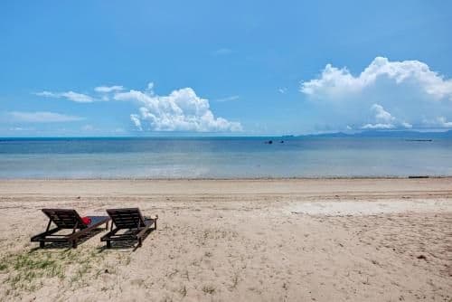 Villa - Beach Front