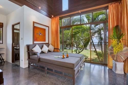Villa - Beach Front