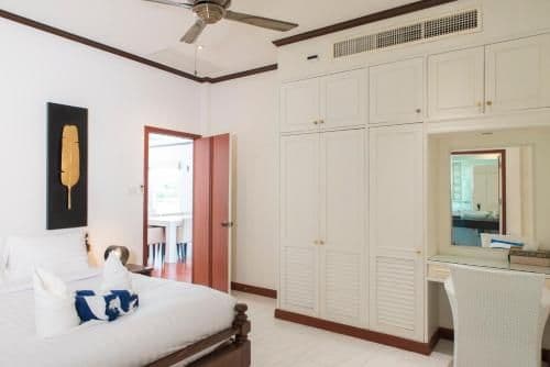 Villa - Beach Front