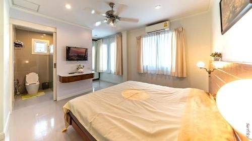 Townhouse The Trend Kamala. 4 bedrooms by Marianna W2