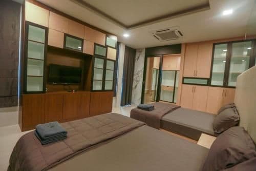 Deluxe Villa