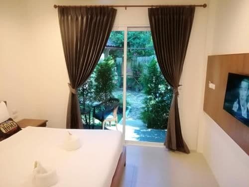 Superior King Suite