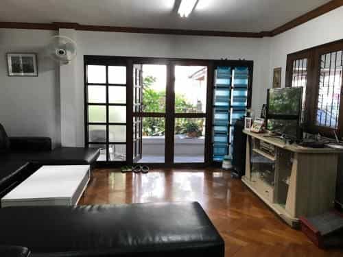 Cozy And Spacious Near Trendy Nimman Area Cozy And Spacious Near Trendy Nimman Area