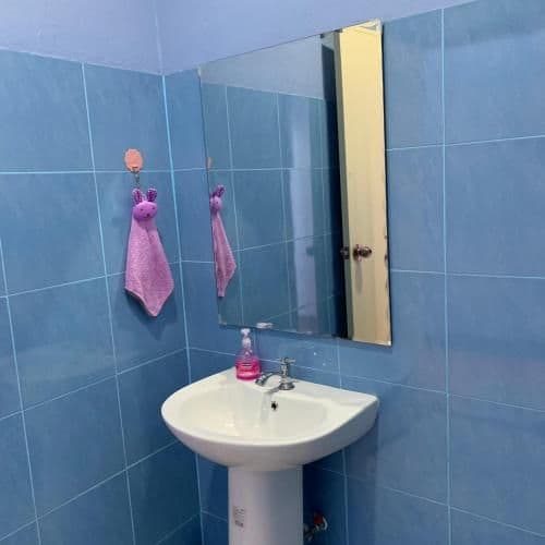 Standard Twin Room with Shared Bathroom