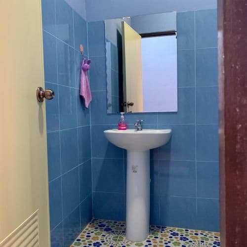 Standard Twin Room with Shared Bathroom