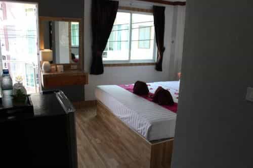 Song Pee Nong Guesthouse Song Pee Nong Guesthouse