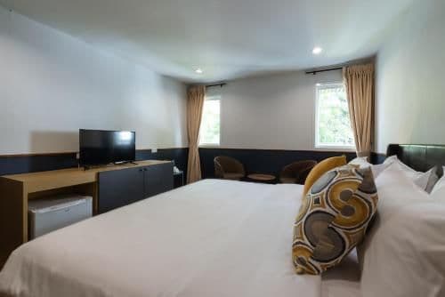 Superior King Room
