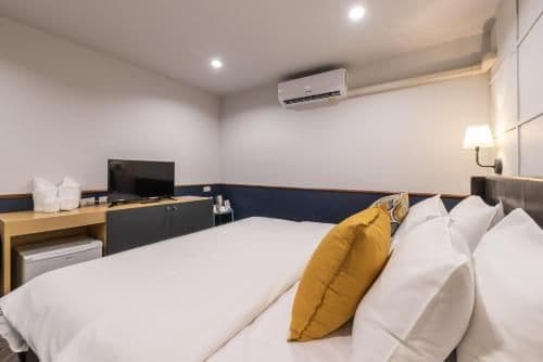 Superior King Room
