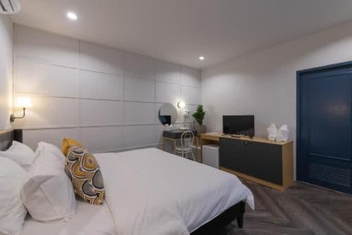 Superior King Room
