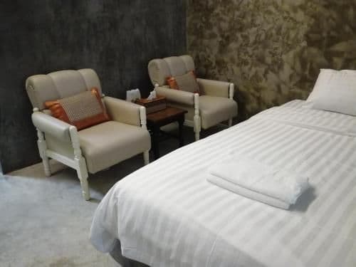 Twin Room with Private Bathroom