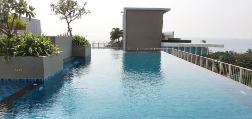 Sweet Seaview at The BluX Bangsaen2