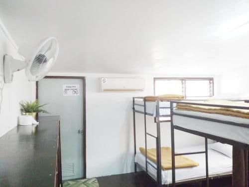 Bed in 6-Bed Mixed Dormitory Room