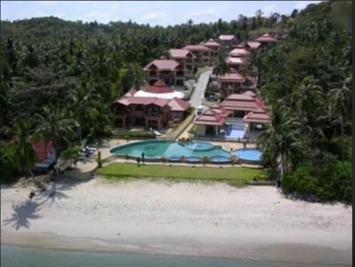 3 Bedroom Villa on Beach Front Resort TG252