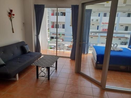 Avatara condo B 24B2