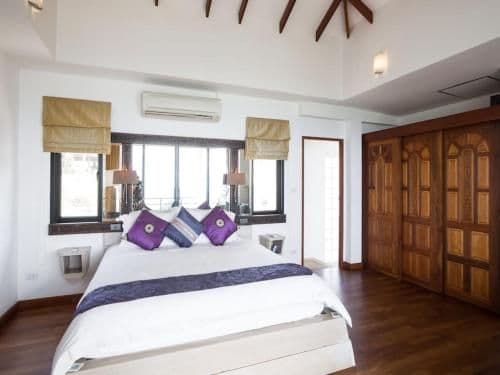 Villa with Sea View