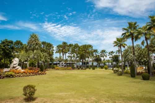 Luxury Private Pool Villa at Bang Saen, Chonburi Luxury Private Pool Villa at Bang Saen, Chonburi