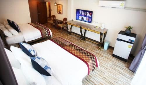 Deluxe Family Suite