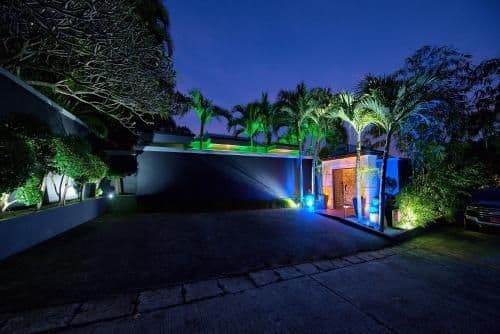 Villa with Private Pool (8 Adults)
