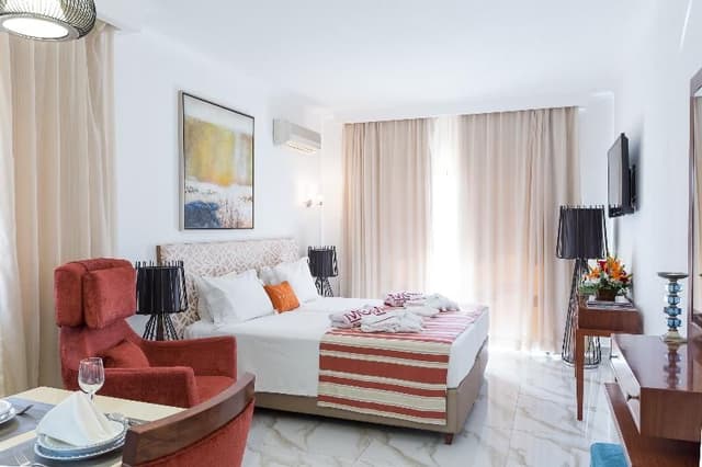 APARTMENT SEA VIEW TWO BEDROOMS