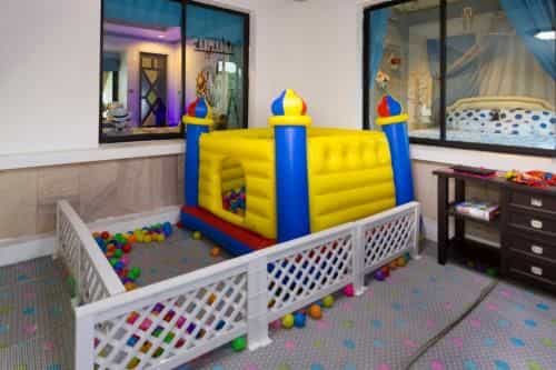 Villa Merit, 4 BR Pool Villa, beside Hollywood Disco Villa Merit, 4 BR Pool Villa, beside Hollywood Disco