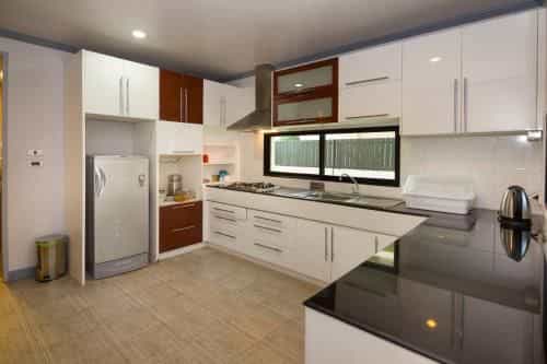 Villa Merit, 4 BR Pool Villa, beside Hollywood Disco Villa Merit, 4 BR Pool Villa, beside Hollywood Disco