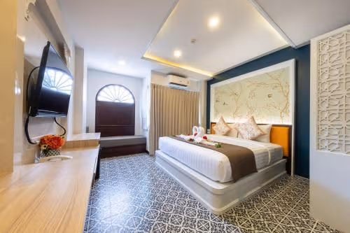 Deluxe Double or Twin Room