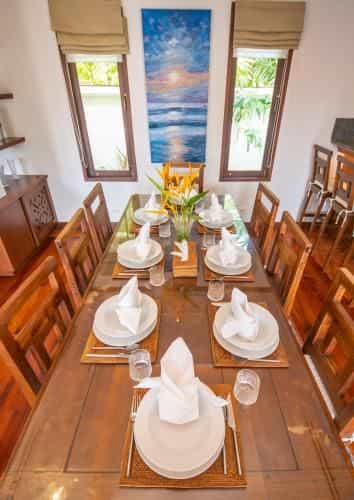 Luxry 4Bedrooms Pool Villa , Centre of Laguna Area Luxry 4Bedrooms Pool Villa , Centre of Laguna Area