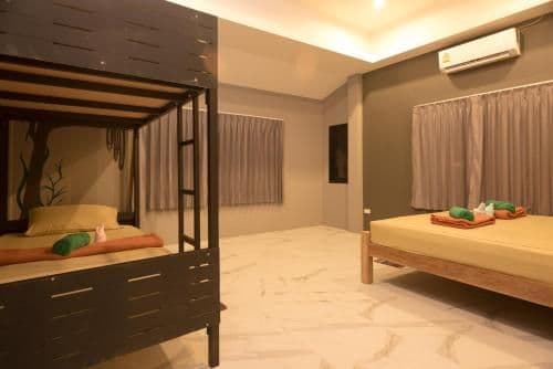 Bed in 6-Bed Mixed Dormitory Room