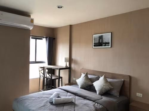 Studio with Sofa Bed