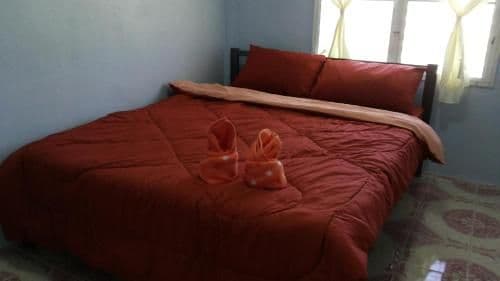 Queen Room with Shared Bathroom