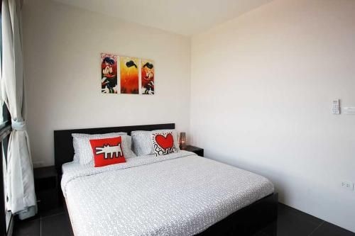 Kamala Lake View Townhouse2