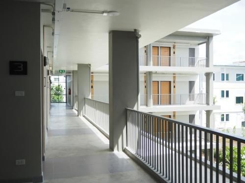 Thipwichai Apartment1