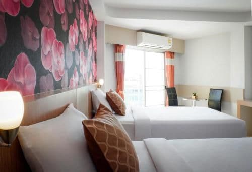 Standard Twin Room