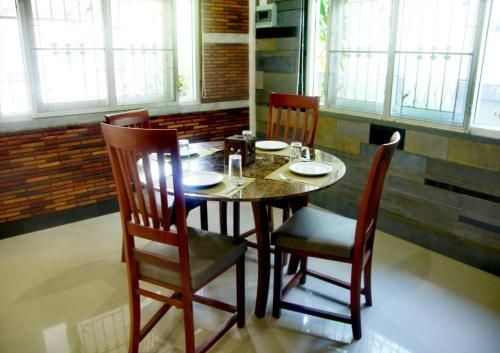 Siri Residence4