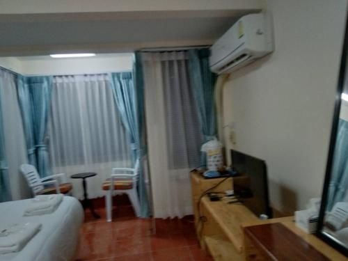 Marisa House Cha-Am2