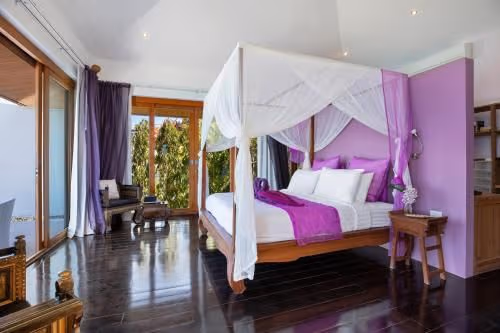 Villa - Beach Front